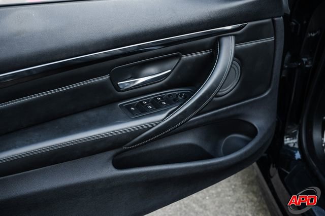 Used 2015 BMW M4 Convertible image 61