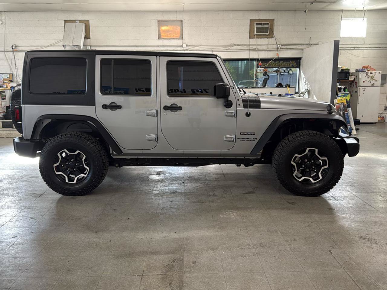 Used 2016 Jeep Wrangler Unlimited Sport w/ Quick Order Package 24S AWD/4WD image 71
