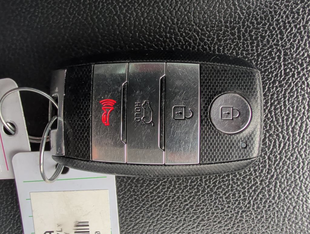 Used 2019 Kia Niro LX FWD image 18