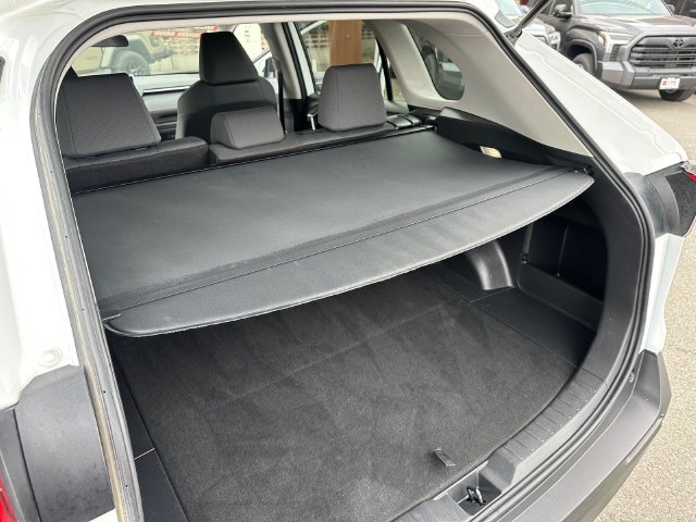 Certified 2025 Toyota RAV4 XLE AWD/4WD image 28
