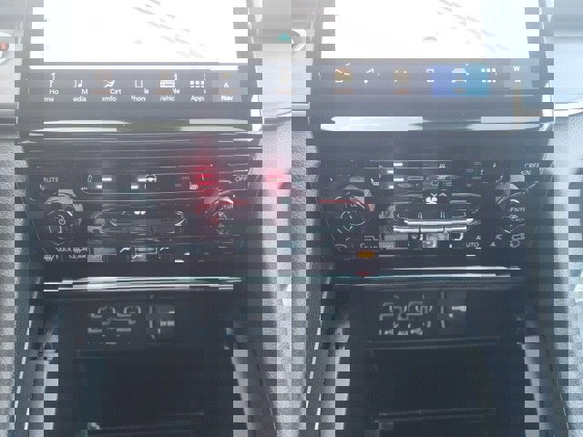 New 2025 Jeep Grand Cherokee Limited image 7