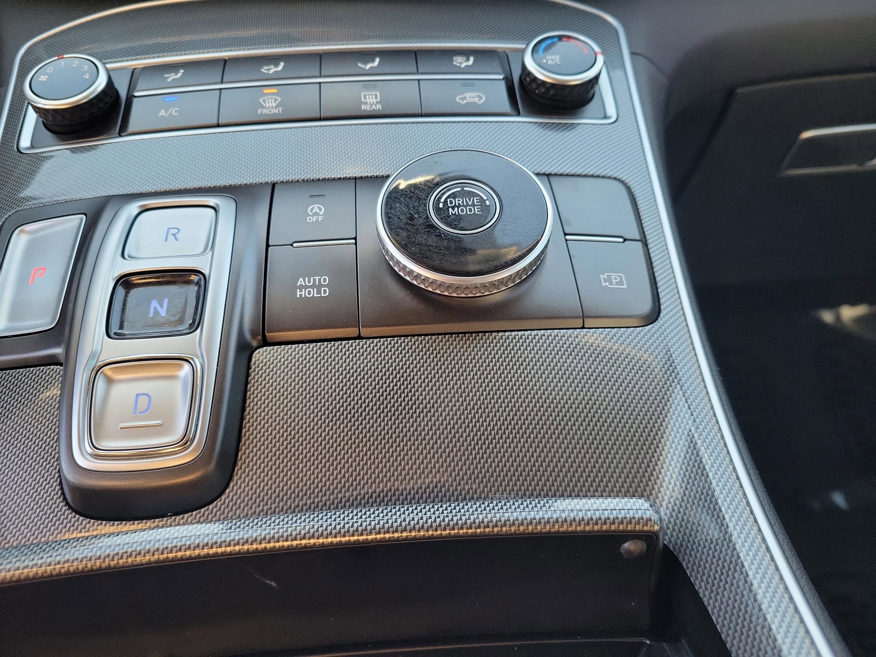 Used 2023 Hyundai Santa Fe SE image 31