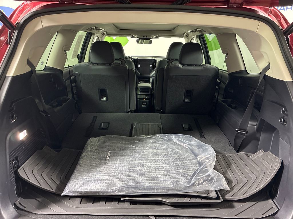 Used 2025 Subaru Ascent Onyx Edition w/ Onyx Package image 12