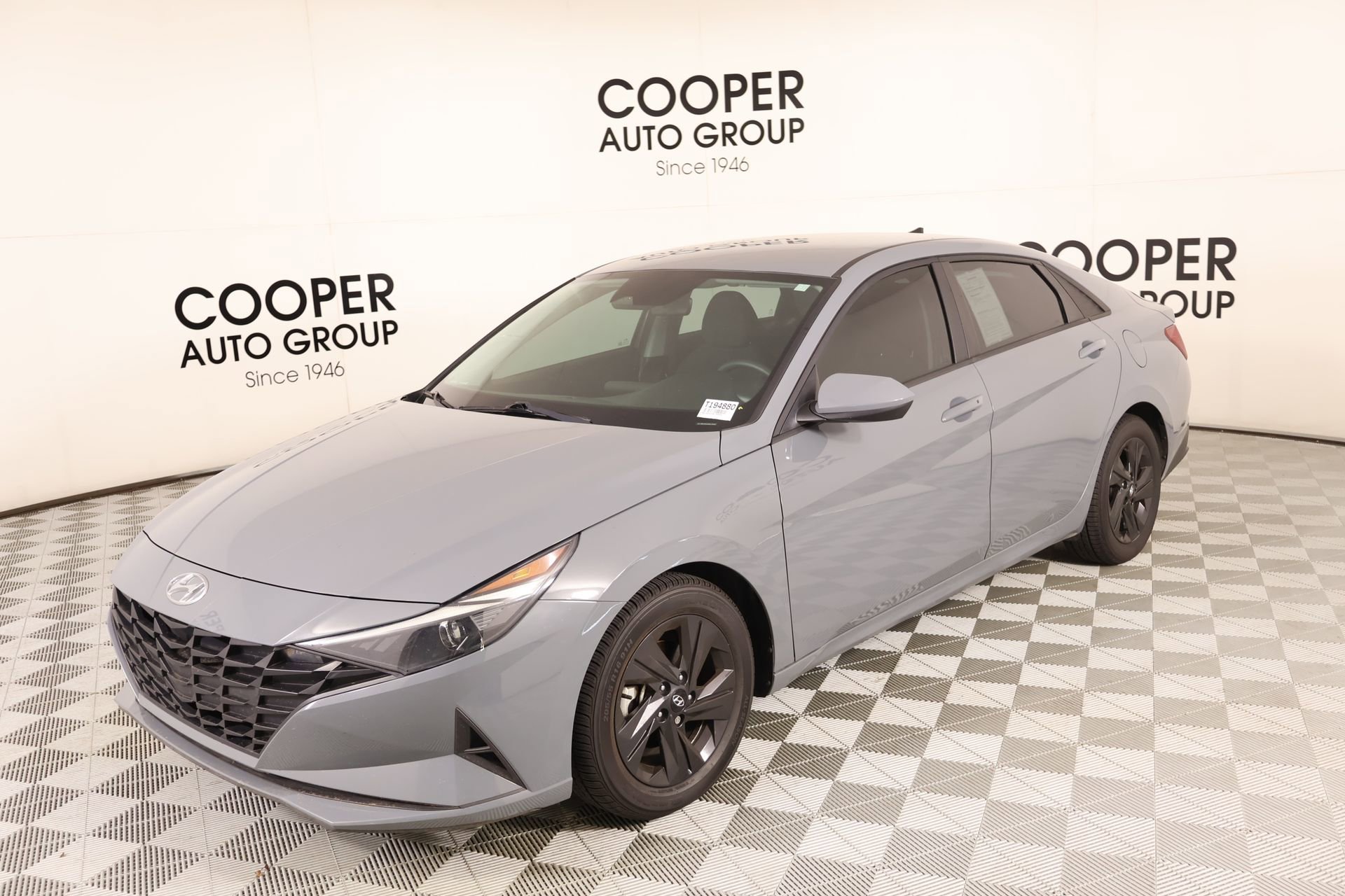Used 2021 Hyundai Elantra SEL FWD image 9