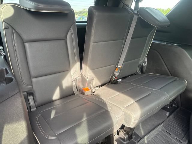 Used 2023 GMC Yukon SLT w/ SLT Luxury Package AWD/4WD image 20