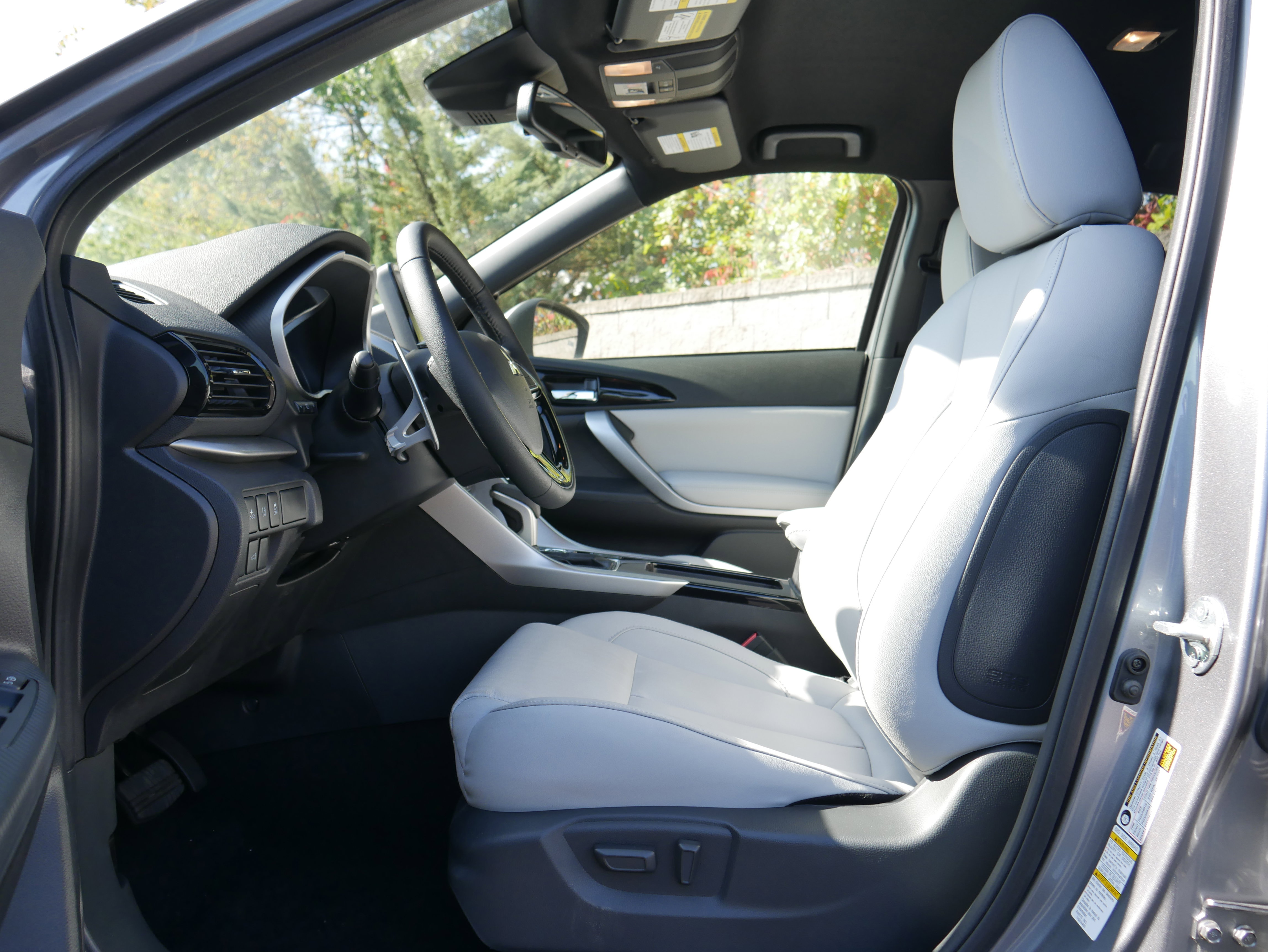 New 2025 Mitsubishi Eclipse Cross SEL image 12