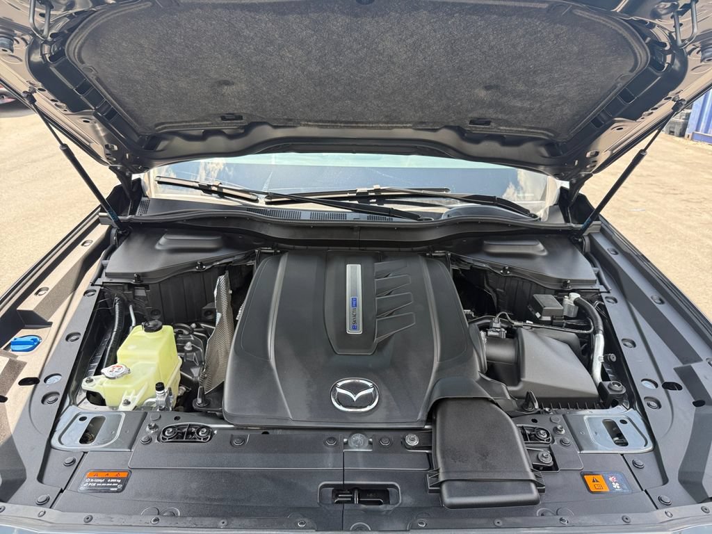 Used 2024 MAZDA CX-90 Plug-In Hybrid w/ Preferred AWD/4WD image 31