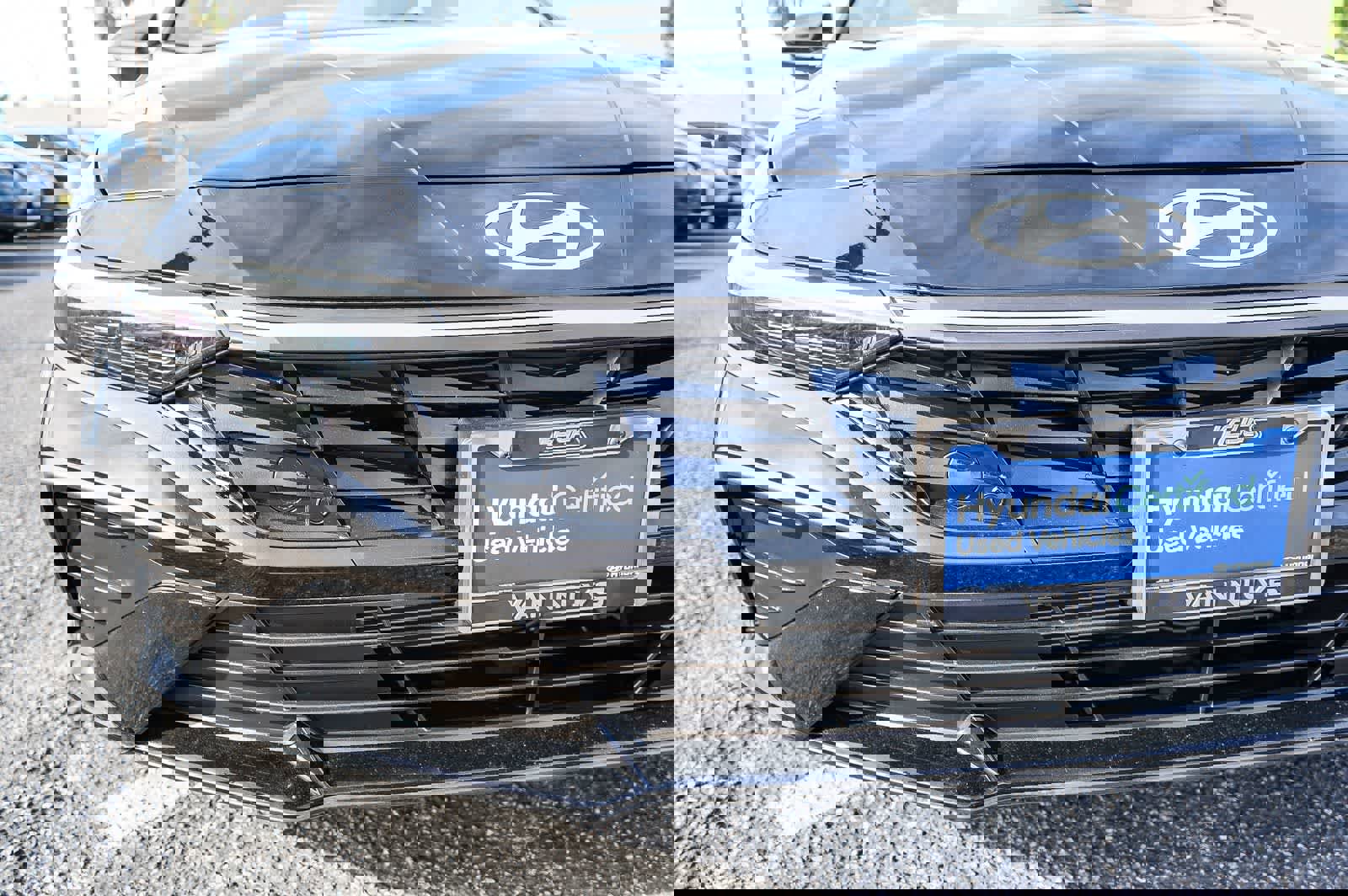 Certified 2025 Hyundai Elantra SEL image 13