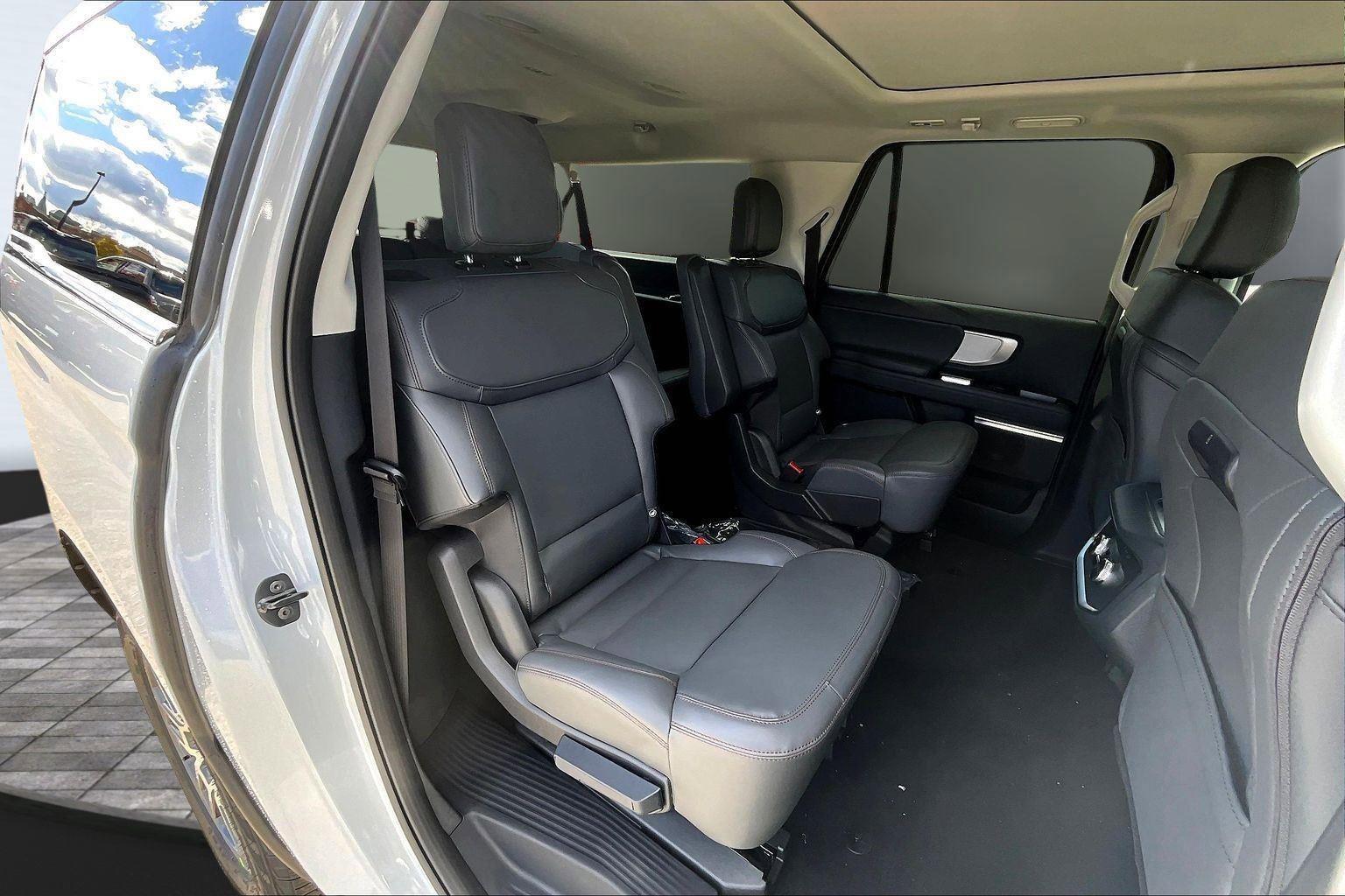 New 2025 Ford Expedition Max Active image 20