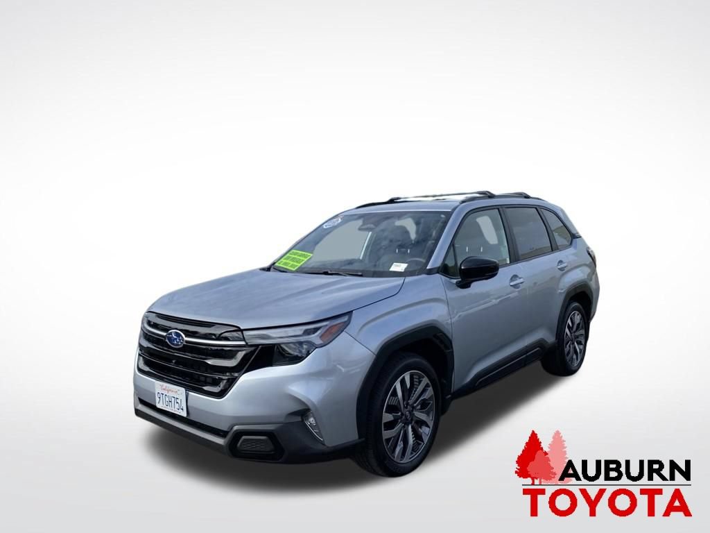 Used 2025 Subaru Forester Touring AWD/4WD image 3