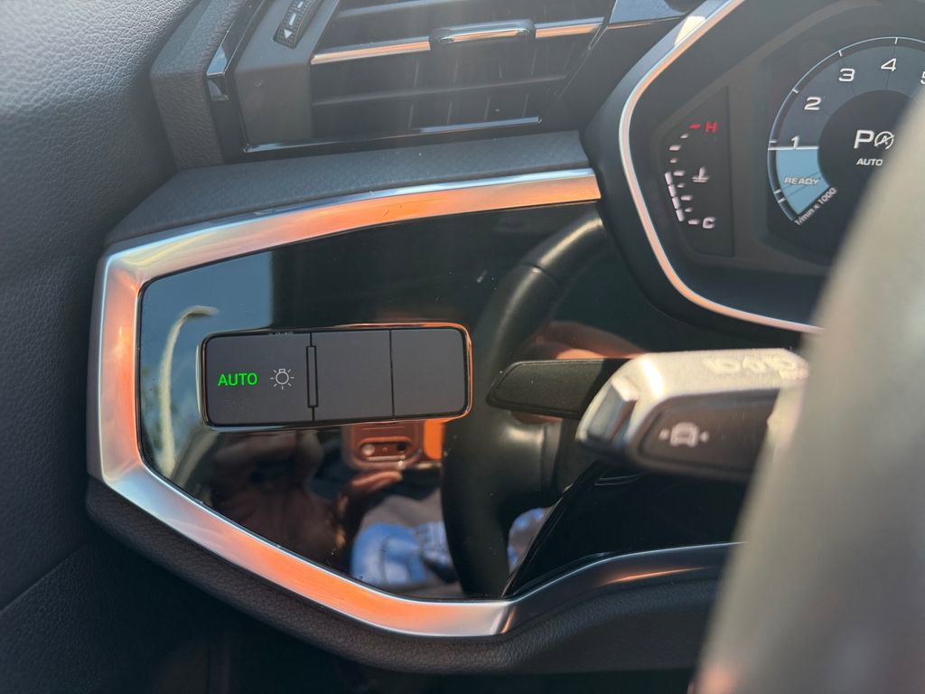 Used 2022 Audi Q3 2.0T Premium AWD/4WD image 18