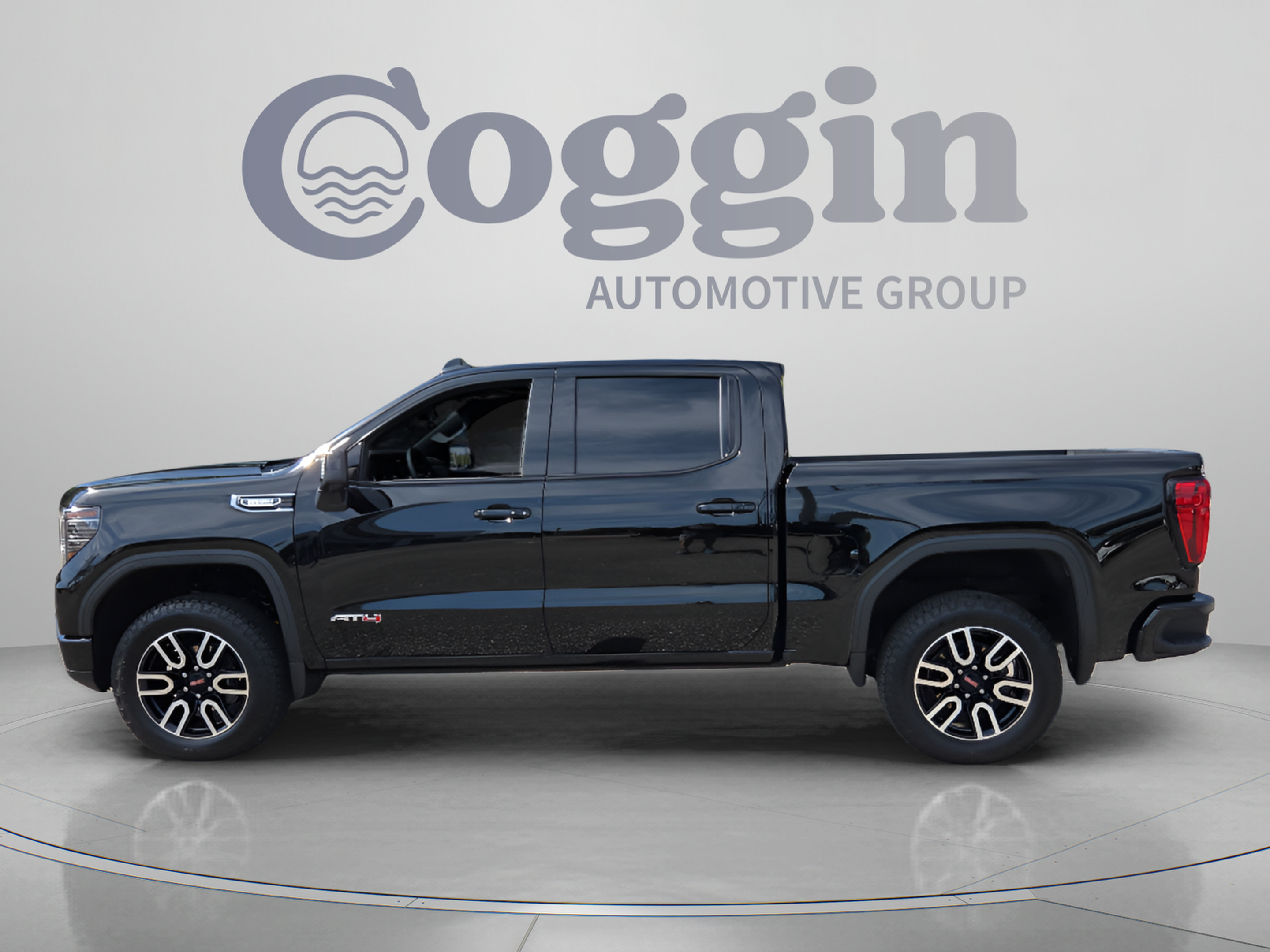 Certified 2026 GMC Sierra 1500 AT4 w/ AT4 Premium Package AWD/4WD image 2