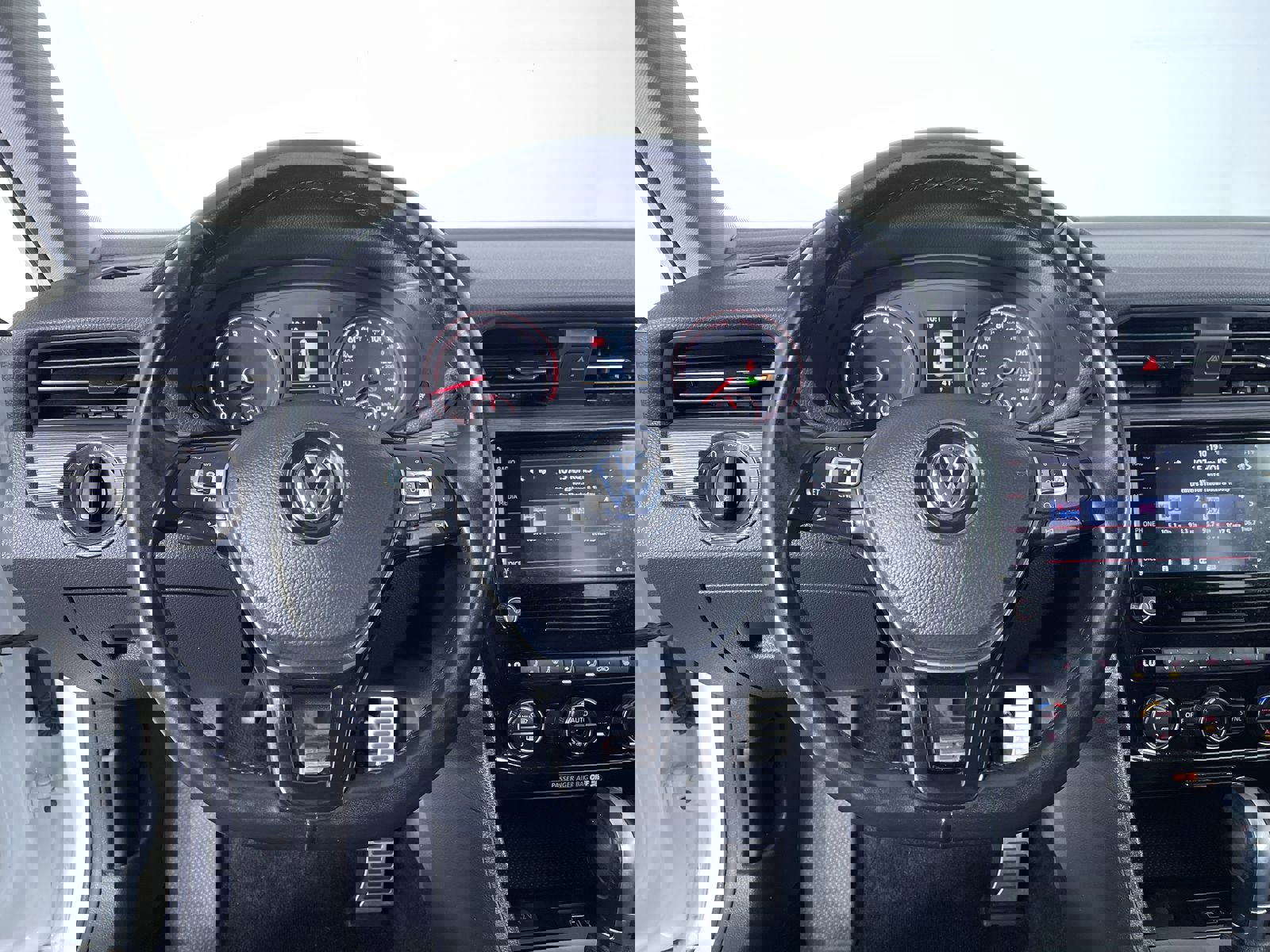 Used 2020 Volkswagen Passat 2.0T R-Line image 16