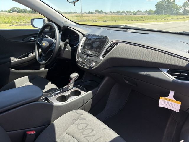 Used 2023 Chevrolet Malibu RS FWD image 15