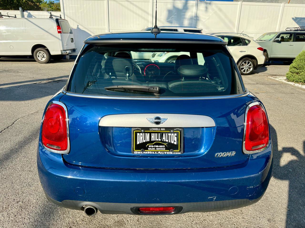 Used 2014 MINI Cooper 2-Door Hardtop FWD image 4