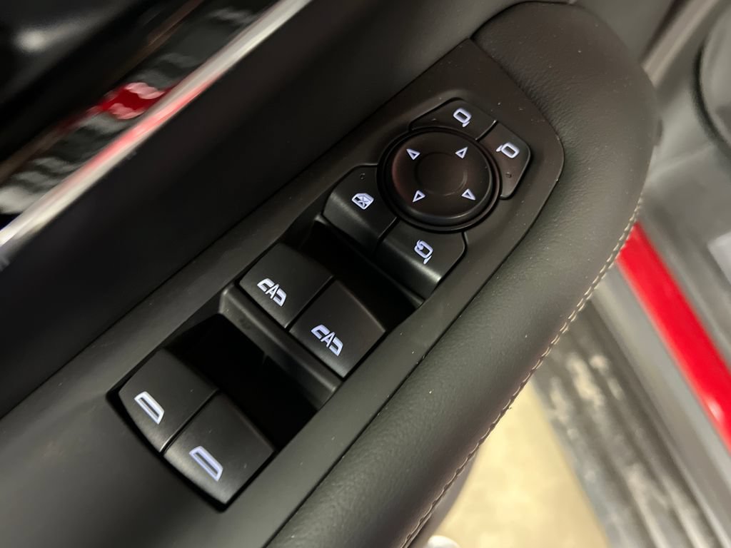 New 2026 GMC Yukon XL Elevation w/ Elevation Premium Package AWD/4WD image 16