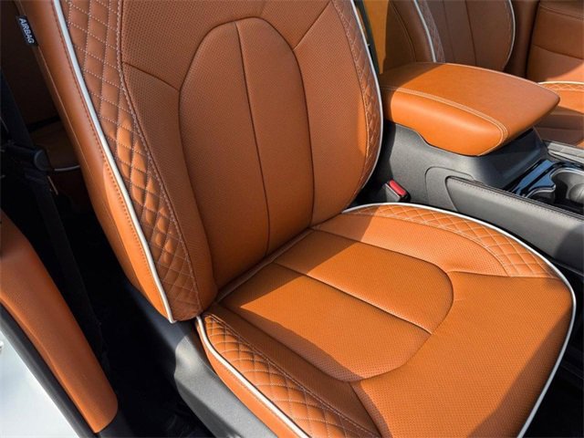 New 2026 Chrysler Pacifica Pinnacle image 18
