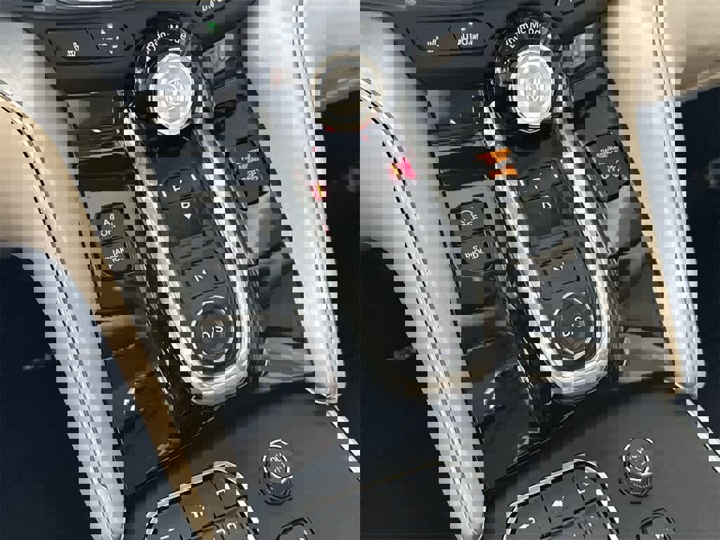 Certified 2025 Acura TLX w/ Technology Package image 21