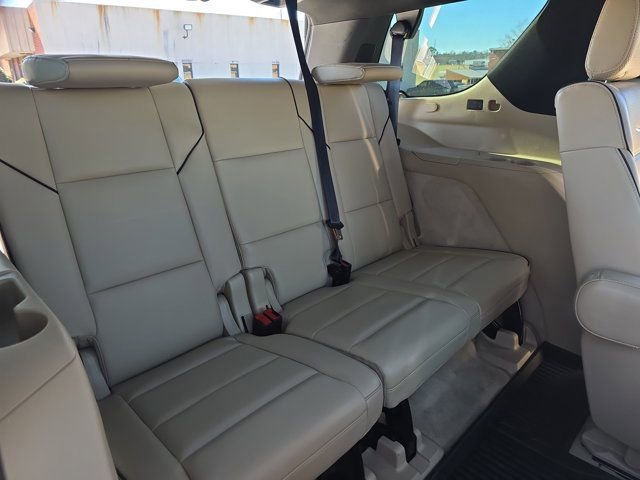 Used 2021 Cadillac Escalade Premium Luxury image 12