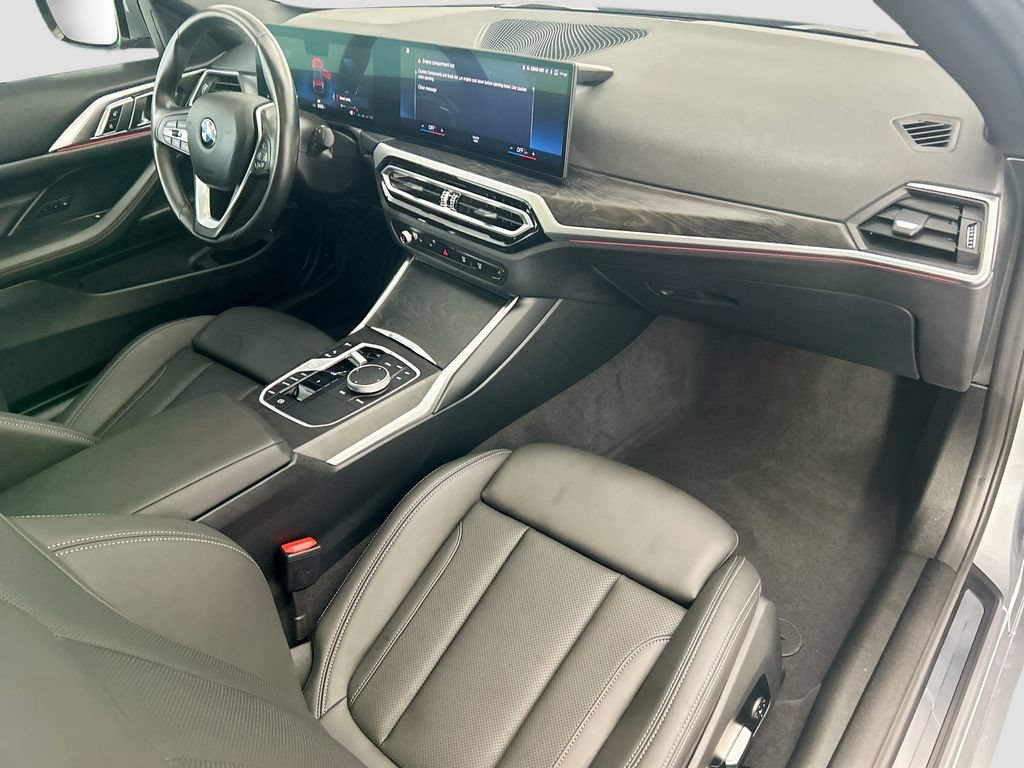 Used 2024 BMW 430i Coupe w/ Convenience Package RWD image 16