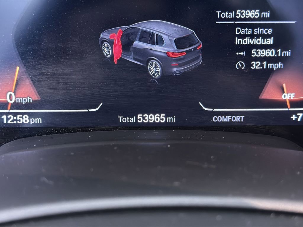 Used 2023 BMW X5 xDrive40i w/ M Sport Package image 16