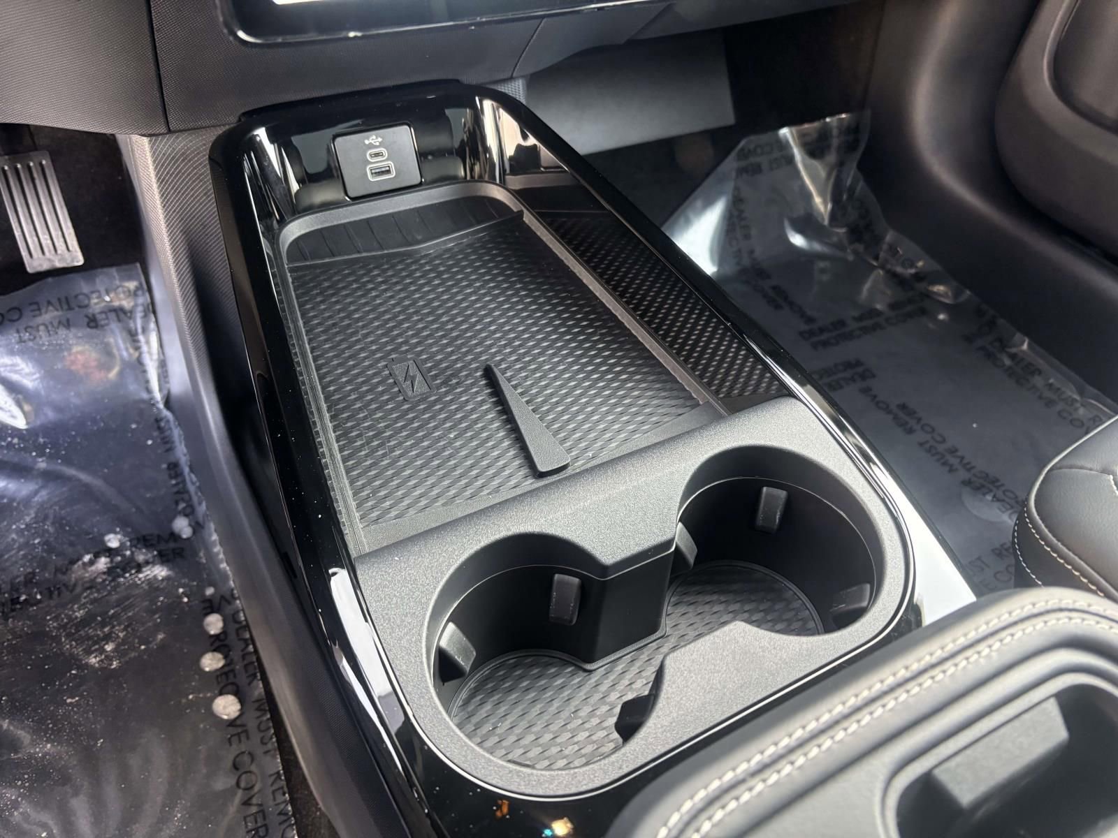 Used 2025 Ford Mustang Mach-E GT w/ Bronze Appearance Package image 25