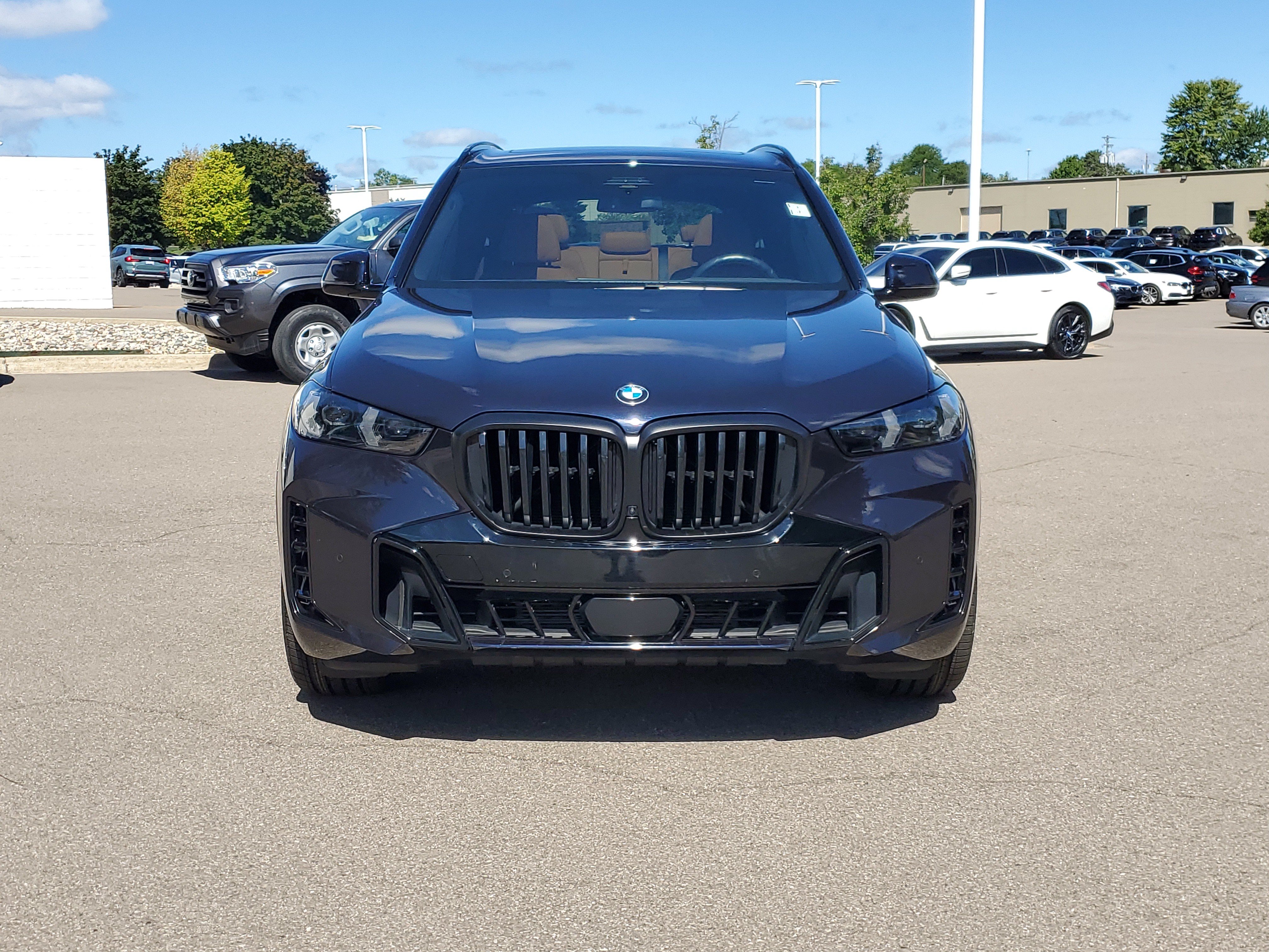 Certified 2024 BMW X5 xDrive40i w/ Executive Package AWD/4WD image 8