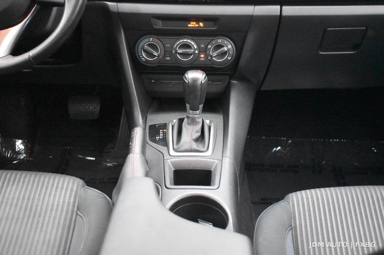 Used 2014 MAZDA MAZDA3 i Touring FWD image 27