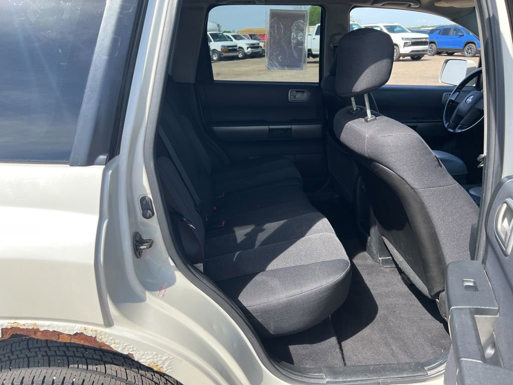 Used 2004 Mitsubishi Endeavor XLS AWD/4WD image 22