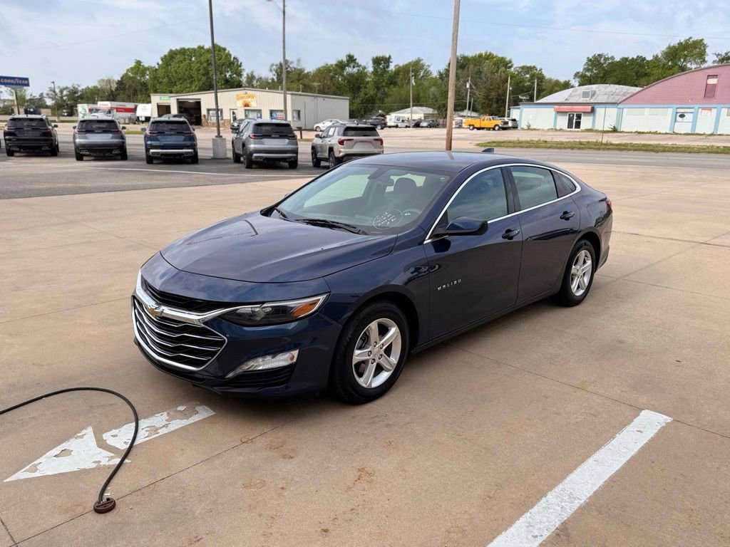 Used 2022 Chevrolet Malibu LT FWD image 8