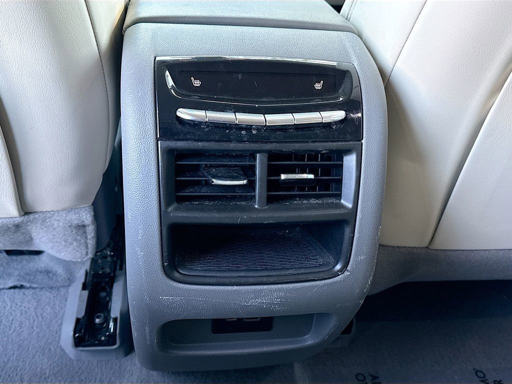 Used 2022 Cadillac XT5 Premium Luxury image 19