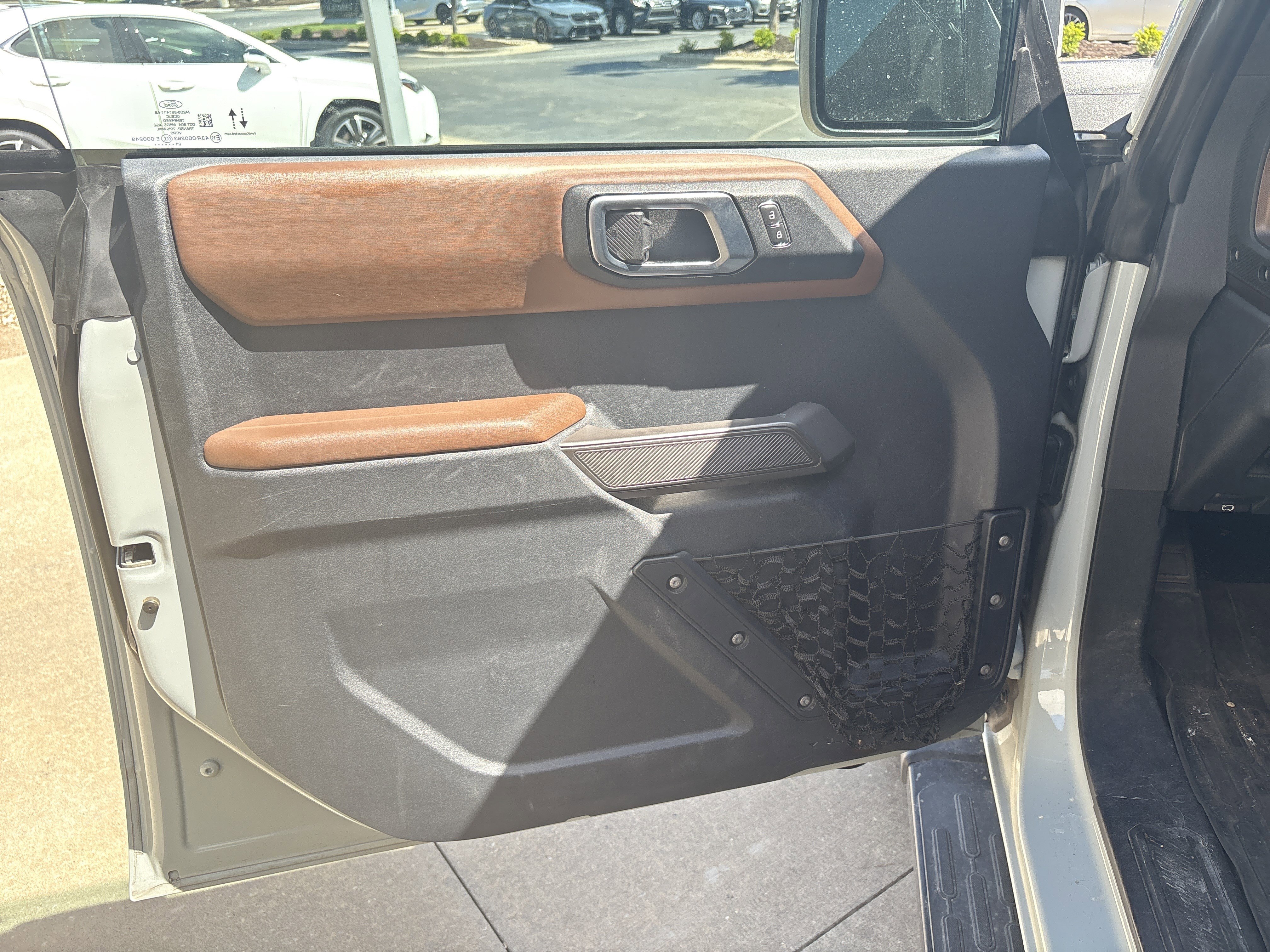 Used 2021 Ford Bronco Outer Banks AWD/4WD image 14