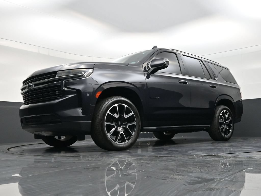 Used 2023 Chevrolet Tahoe RST w/ Luxury Package AWD/4WD image 17