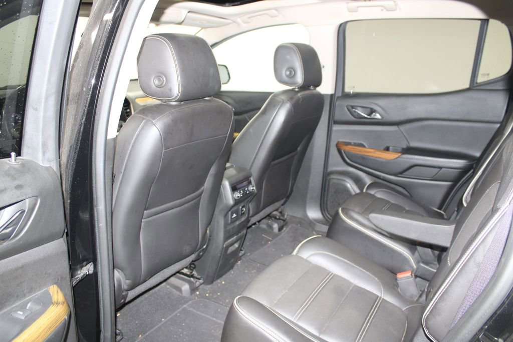 Used 2017 GMC Acadia Denali image 19