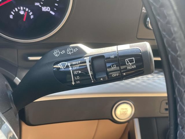 Certified 2024 Kia Carnival LX FWD image 30
