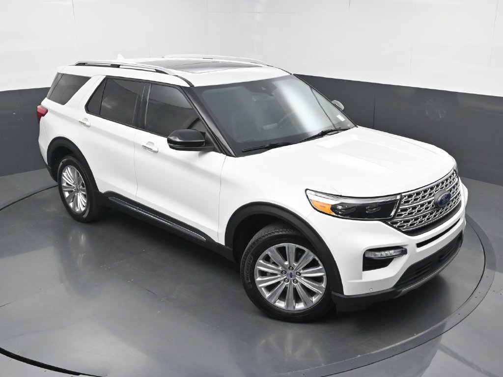 Used 2022 Ford Explorer Limited w/ Equipment Group 301A AWD/4WD image 34