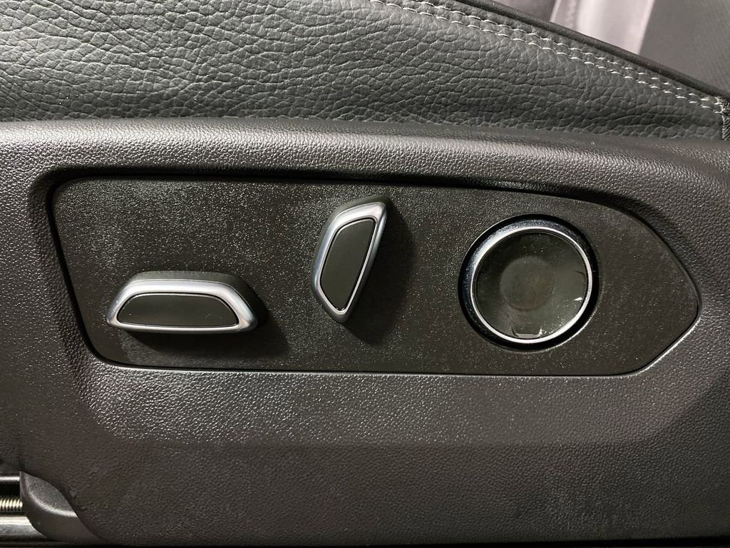 Certified 2024 GMC Sierra 1500 Denali image 12