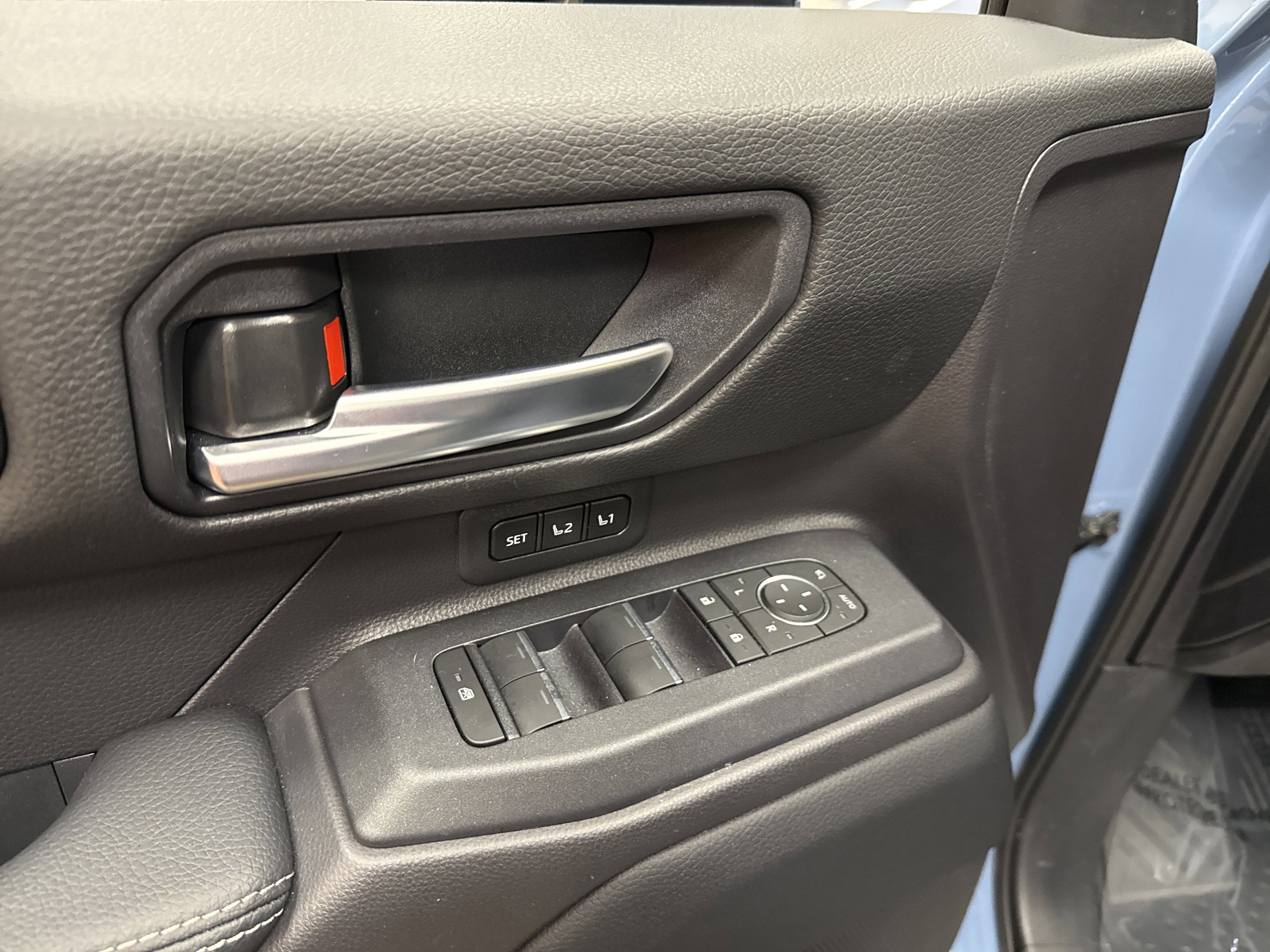 Used 2025 Toyota Land Cruiser w/ Premium Package image 29