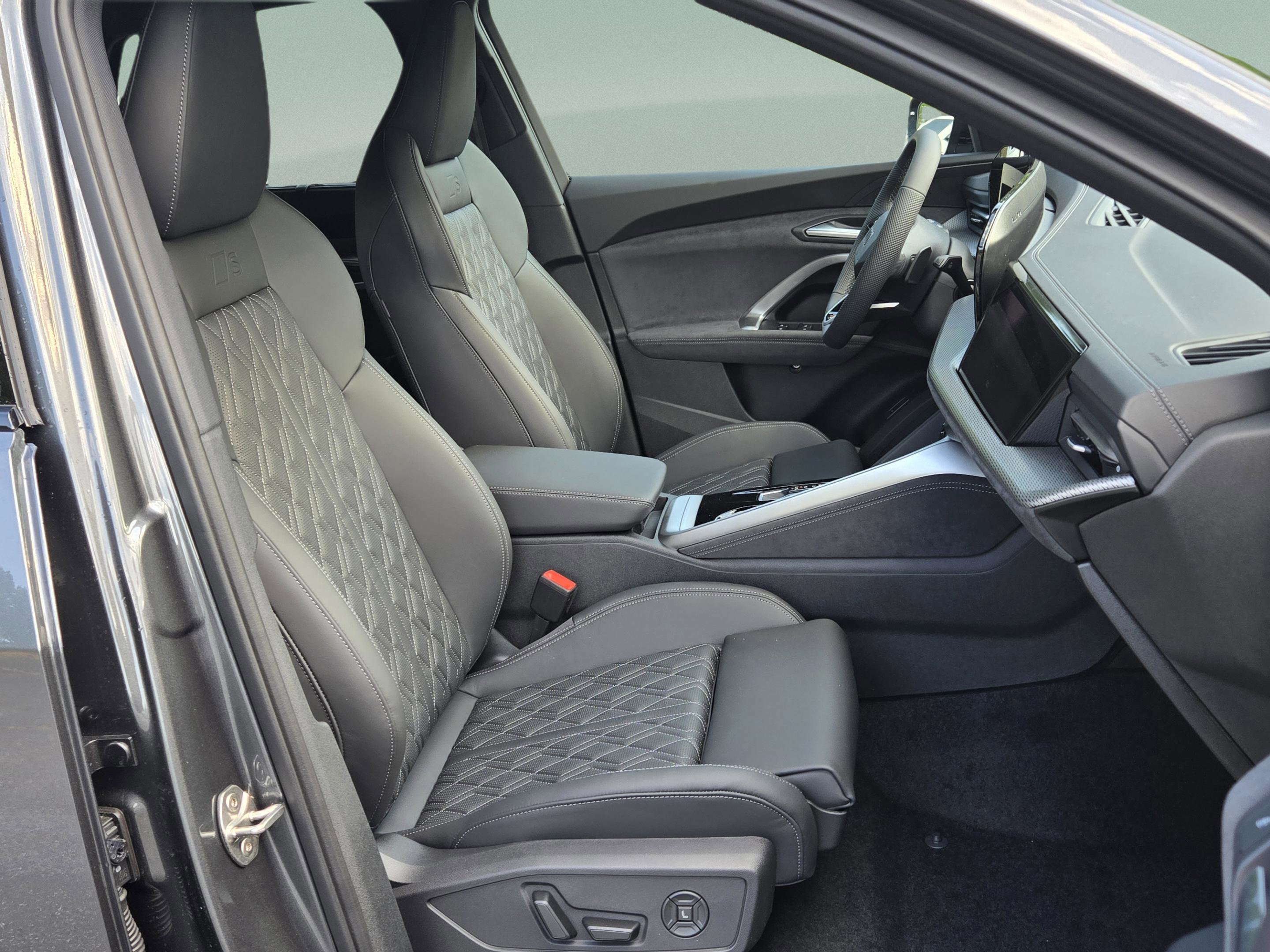 New 2026 Audi SQ5 Premium Plus AWD/4WD image 16