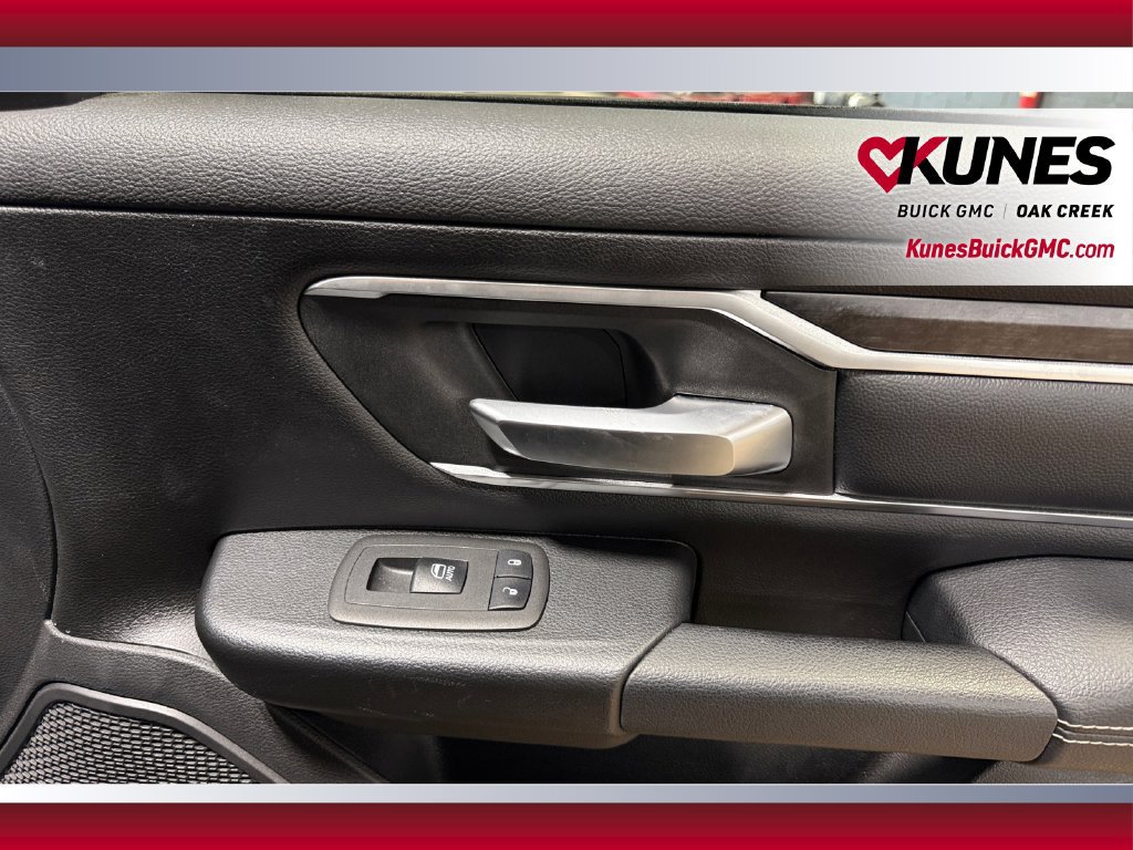 Used 2022 RAM 1500 Big Horn AWD/4WD image 36