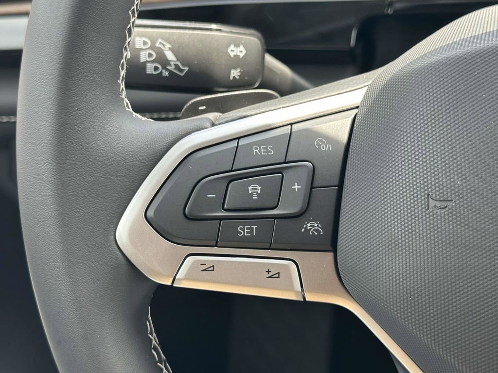 New 2026 Volkswagen Atlas SE image 17