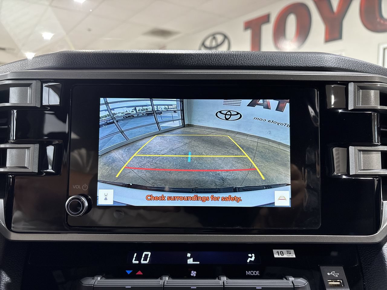 New 2026 Toyota Tundra SR5 w/ SR5 Convenience Package RWD image 18