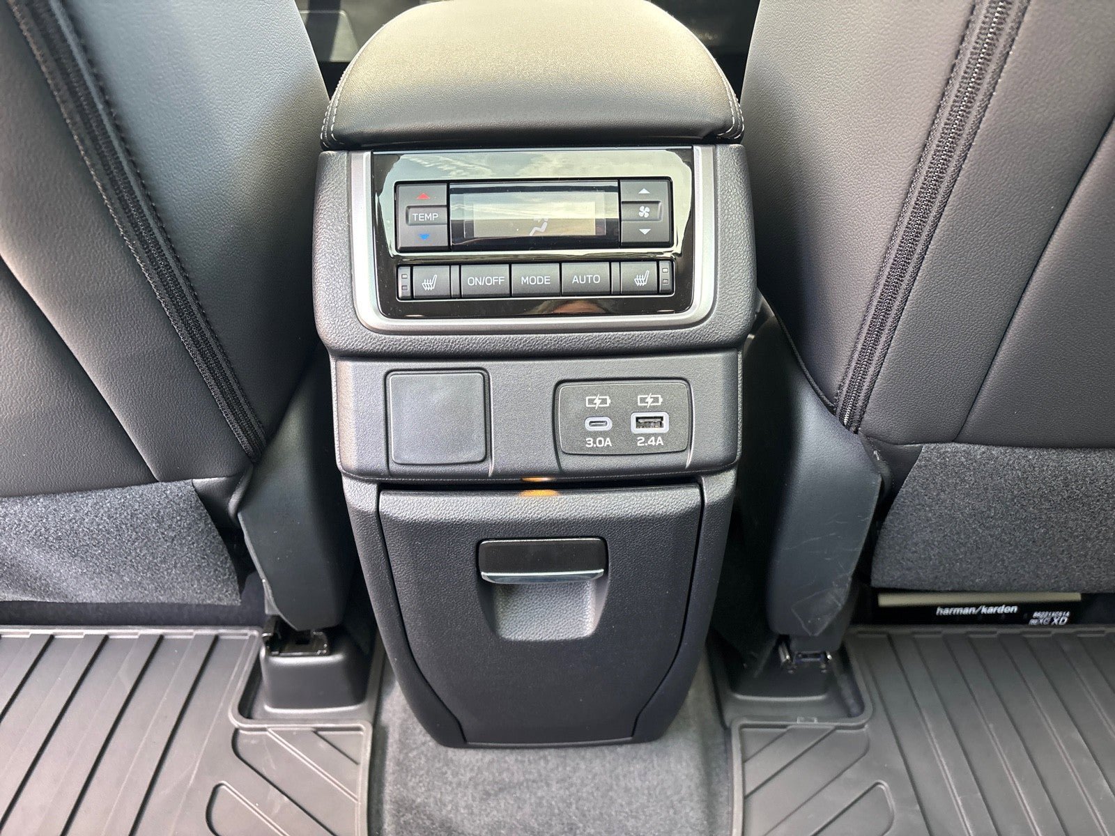 New 2026 Subaru Ascent Limited AWD/4WD image 35