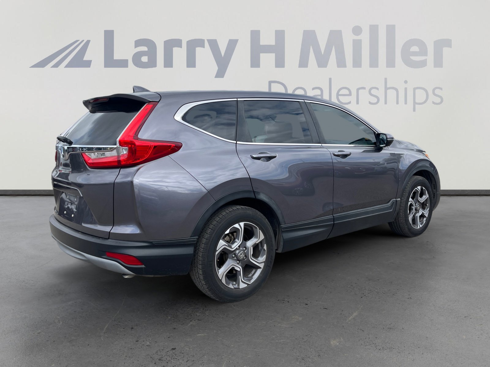 Used 2018 Honda CR-V EX image 5