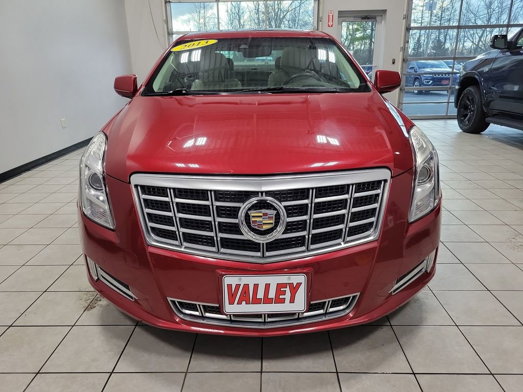 Used 2013 Cadillac XTS Premium image 2