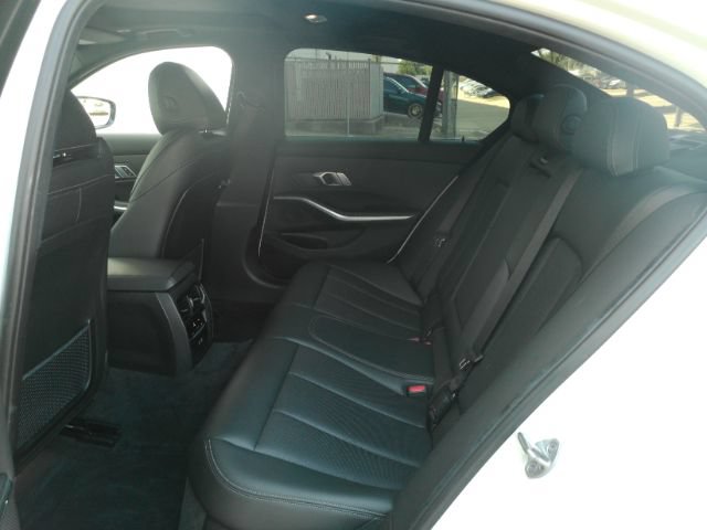 Used 2022 BMW 330e w/ Driving Assistance Package RWD image 20