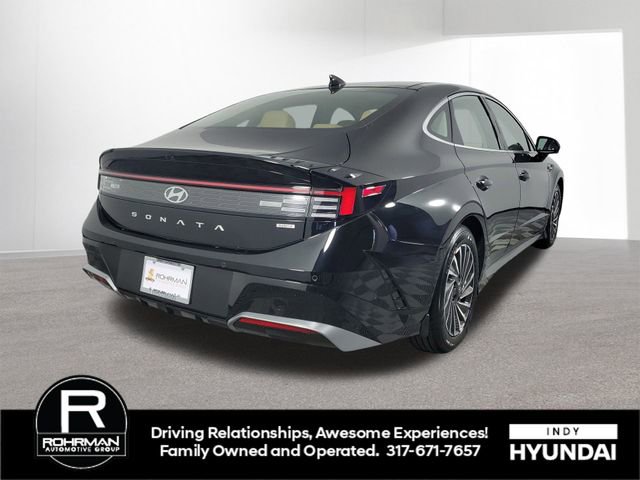 Used 2025 Hyundai Sonata Limited image 4