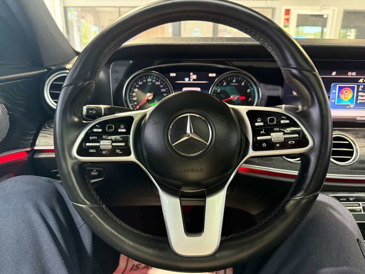 Used 2019 Mercedes-Benz E 300 4MATIC w/ Premium 1 Package image 18