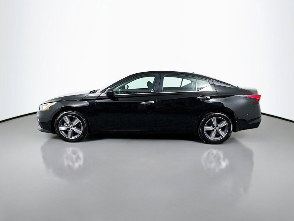 Used 2019 Nissan Altima 2.5 S FWD image 2