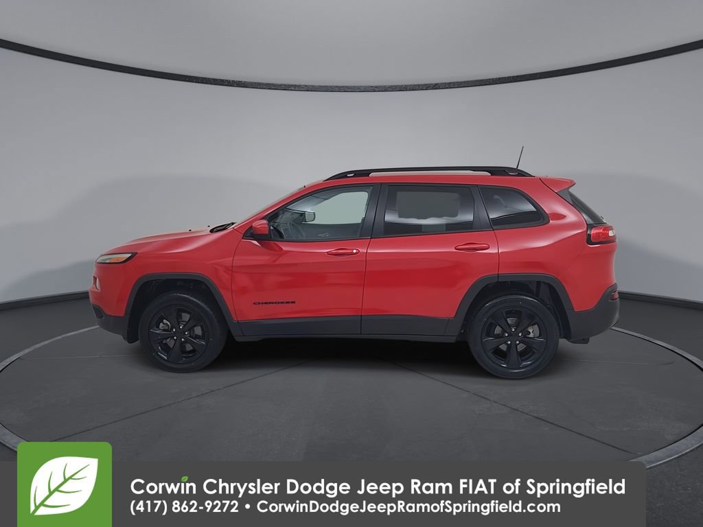Certified 2018 Jeep Cherokee Latitude w/ Altitude Package FWD image 9
